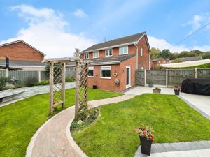 Rear- click for photo gallery